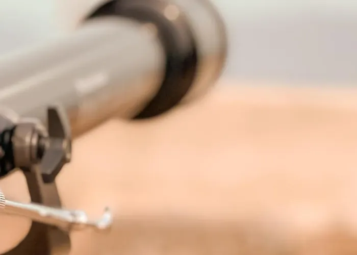 Canaryislandshost L The Sky Daire